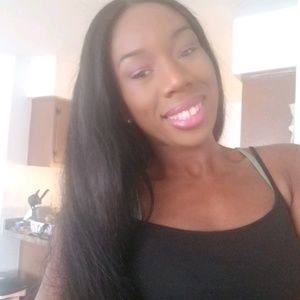 Meet your Posher, Candice